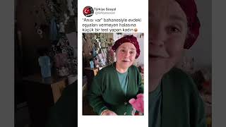 Halasına Küçük Tatlı Bir Test Yapan Kadın