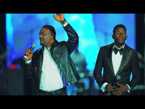 Esaïe Ndombe feat. Pasteur Mike Kalambay — Concert Live Maranatha 2 | Medley