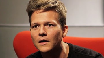 Tyler Ward - Love at First Sight & The WORST First Kiss