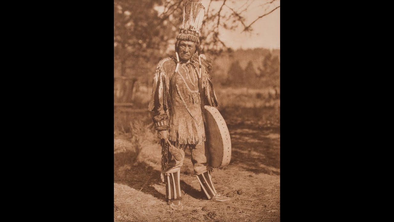 50 Incredible Vintage Pictures Show Everyday Life of Native American People From Between the 1900s a