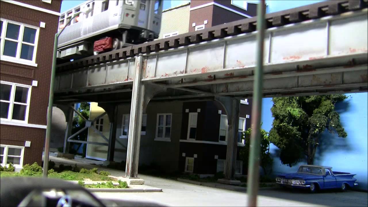 CTA L Layout - Four car trains