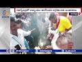 Demonstrators Pelt Stones at Yediyurappa's Residence