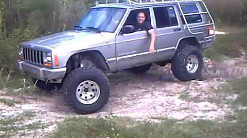 billjeeps and lintz playning on some hills at h-pit