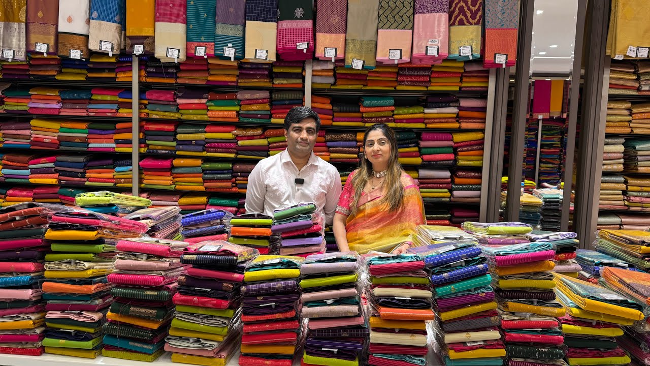 Полушелковые сари в Ratan Silks | Крупнейший шоурум в Бангалоре, Ханумантнагар | В наличии одно сари