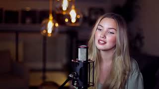 Julia Michaels -  Issues ( Sara Farell Acoustic Cover )