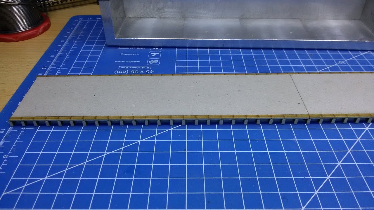 Stavba nekrytého perónu (nástupiště) od JM-detail