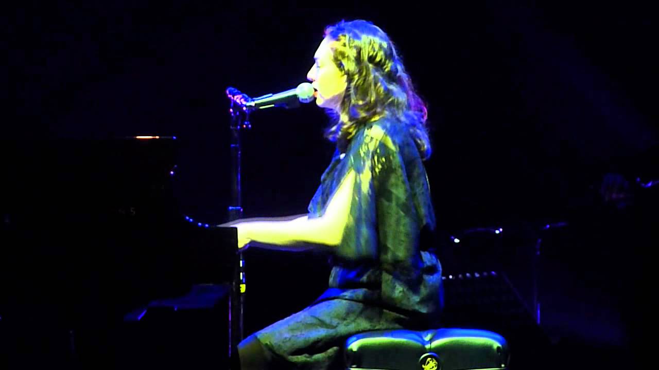 Regina Spektor Live at Paramount (Blue Lips) YouTube