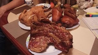 видео: Копчёные свиные рёбра,рульки,курица в деревянной коптильни горячим способом картинка: Копчёные свиные рёбра,рульки,курица в деревянной коптильни горячим способом