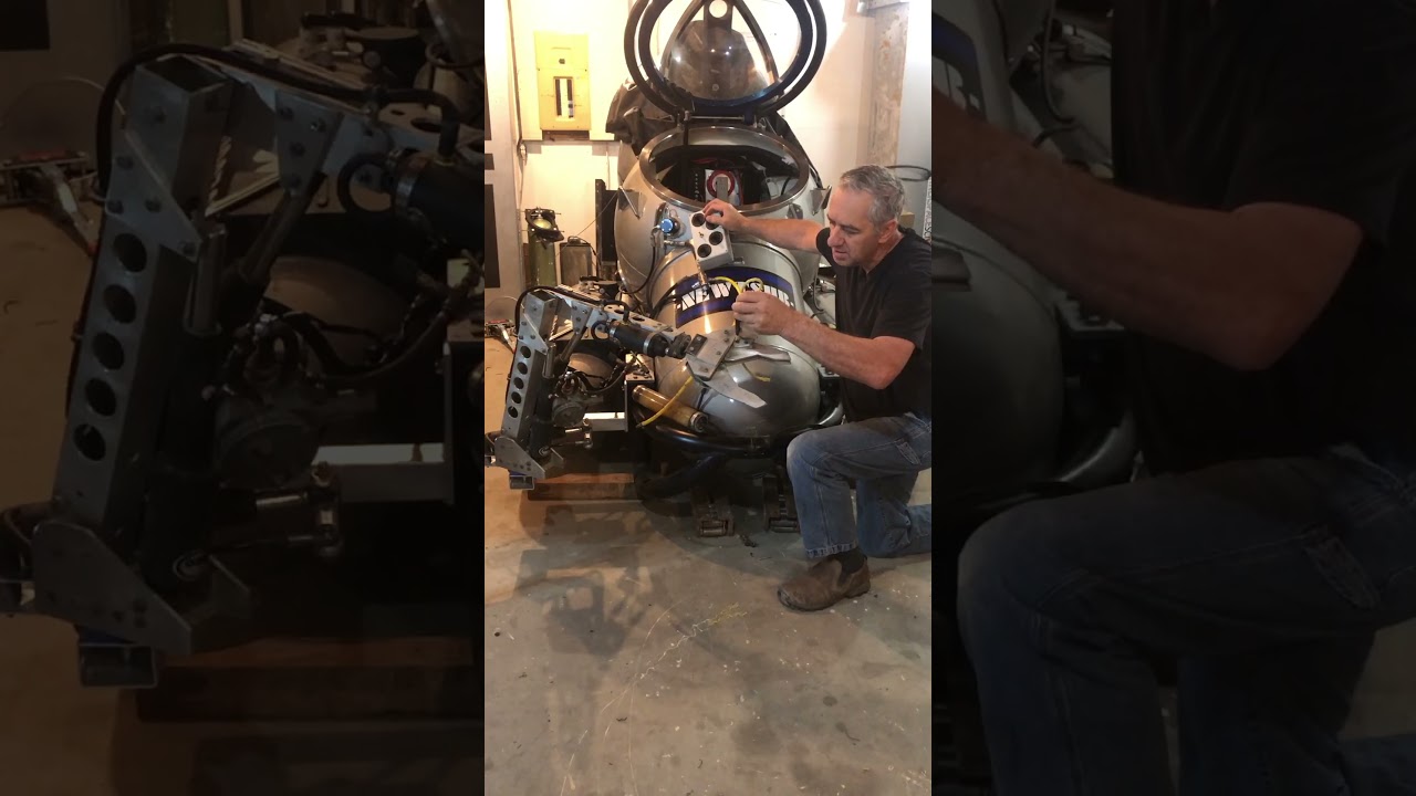 Rope cutter test on submarine arm. All home built