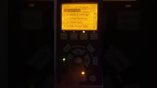 Danfoss drive FC102 Parameters auto analog input 0 to 10 vdc and manual 30hz set frequency 