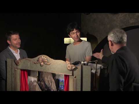 „ანტრაქტი“ იასუშირო კოჯიმა „სტუმარი მასპინძელი“