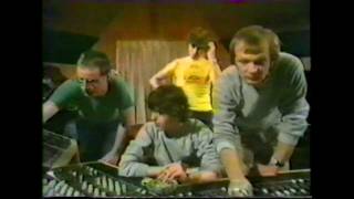 XTC - XTC At The Manor - BBC 1980 - 2/5