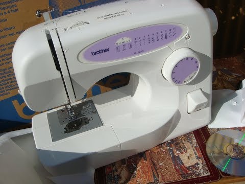 brother-sewing-machine-model-xl2230-&-pedal-&-accessories-see-vedio