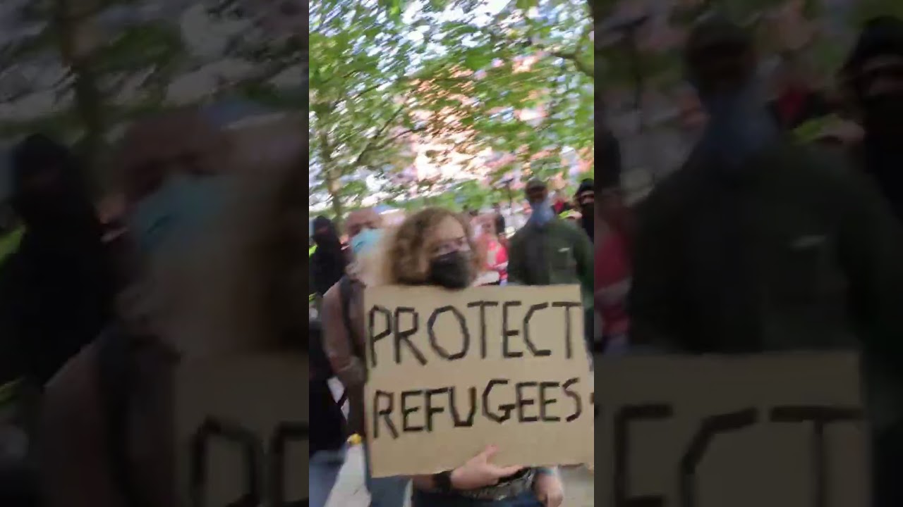 ANTIFA Attack The Patriotic Christian In Bristol At Migrant Hotel Protest 