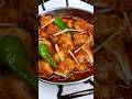 Restaurant Style Boneless Chicken Karahi / Mazaydaar masalon aur asli Pakistani zaiqe ke sath By HKK