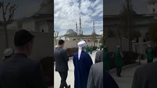 O Hem Candır Hem Canandır 🌹