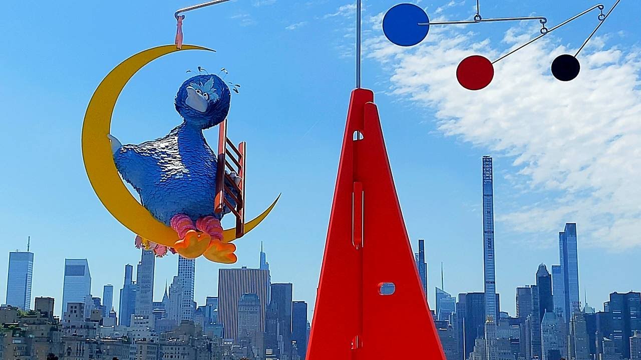 メトロポリタン美術館 屋上庭園 ブルービッグバード登場！Alex Da