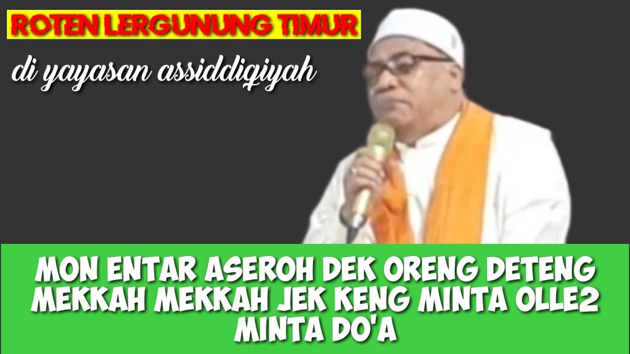 kh.abdullah khon thobroni dalam rangka tasakkuran di yayasan assiddiqiyah ler gunung timur
