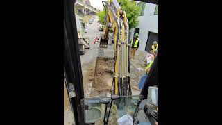 Hard hats, heavy equipment, and honest work.#viral #constructionlife #brunt #catepillar