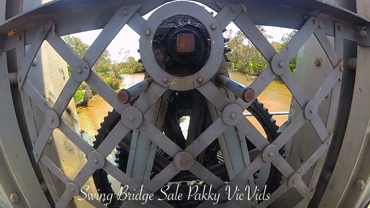 SWING BRIDGE SALE VICTORIA AUSTRALIA 14 DEC 2025