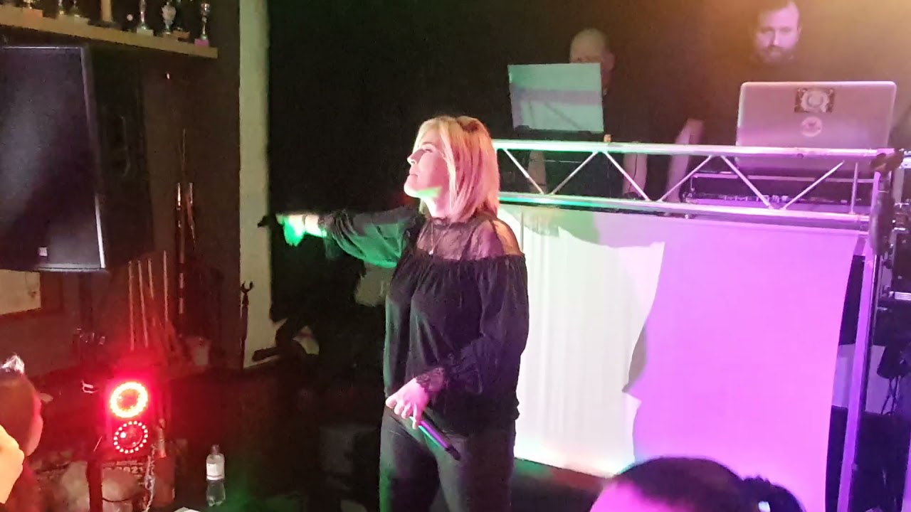 Julia Bender - Partykneipe Heidekrug - 30.10.2021