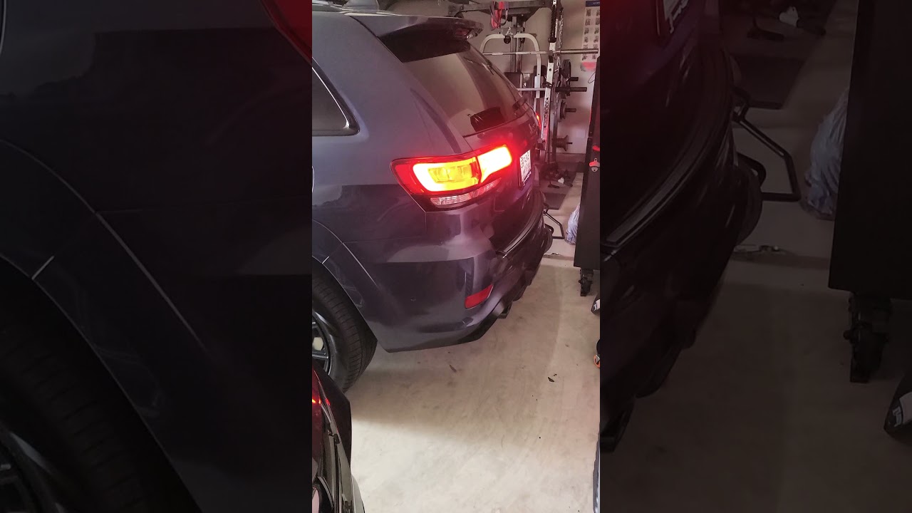2021 Jeep Trackhawk Cold Start with Stock Exhaust