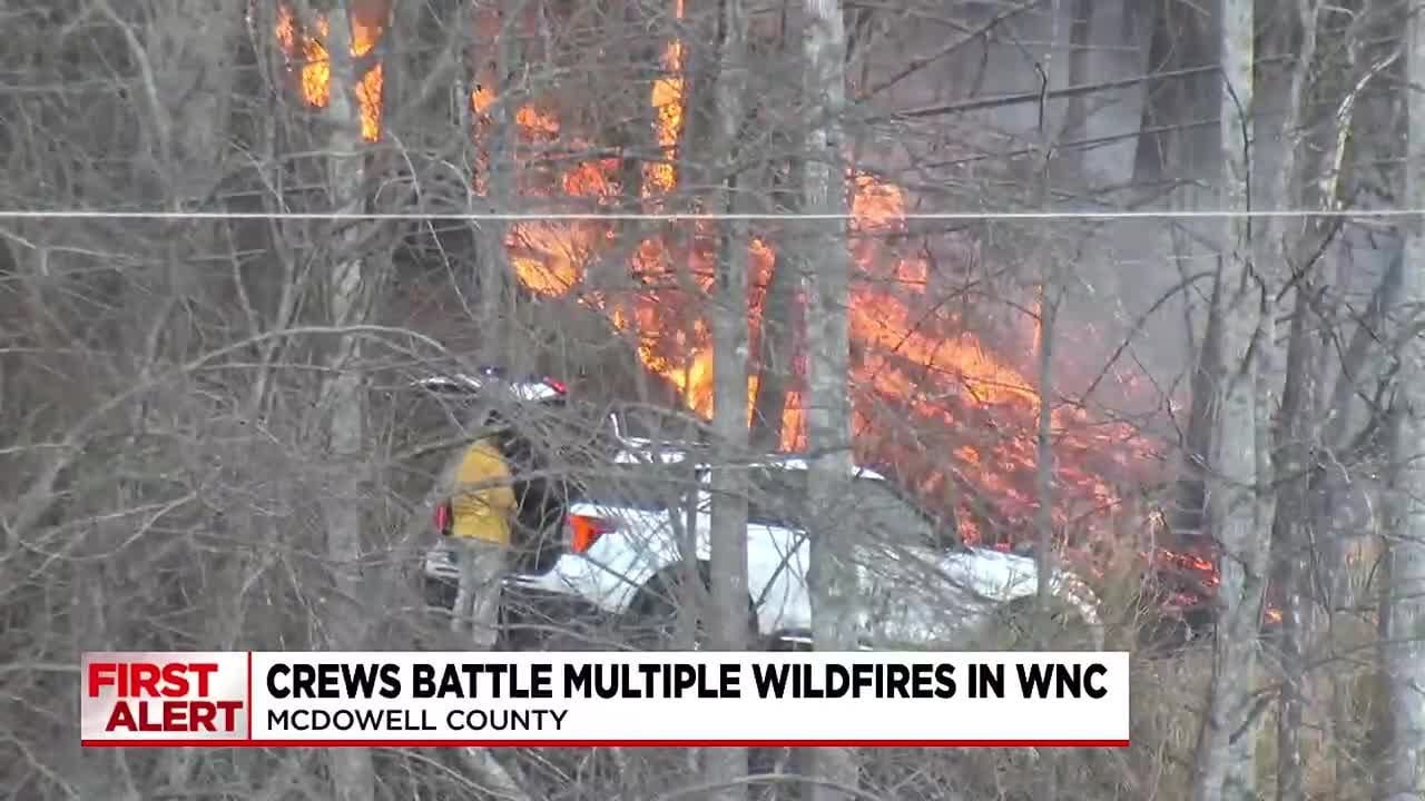 Crews battle multiple wildfires in western North Carolina - YouTube