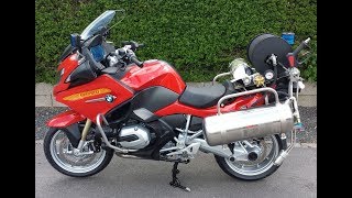 R1200RT Firexpress - The Ultimate Firefighting Motorcycle
Meet a lifesaver. A BMW R1200RT bike that features a firefighting system made by the Firexpress - a Denmark-based company specialized in firefighting equipments. The system consists of two tanks connected with one another, each with either 20 or 25 litres premixed water and foam and a 6.8 litre tank for compressed air. The lance is connected to a 20 or 30 meter hose.
Follow us on:
Website - http://riders.drivemag.com
Facebook - https://www.facebook.com/DriveMagRiders
Instagram - https://www.instagram.com/DriveMagRiders
Twitter - https://twitter.com/DriveMagRiders
Tumblr - http://drivemag-riders.tumblr.com R1200RT Firexpress - The Ultimate Firefighting Motorcycle