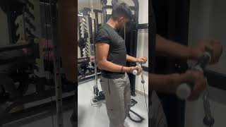 Bicep cable curl.                                           #gymmotivation #motivation #gym #gymlife