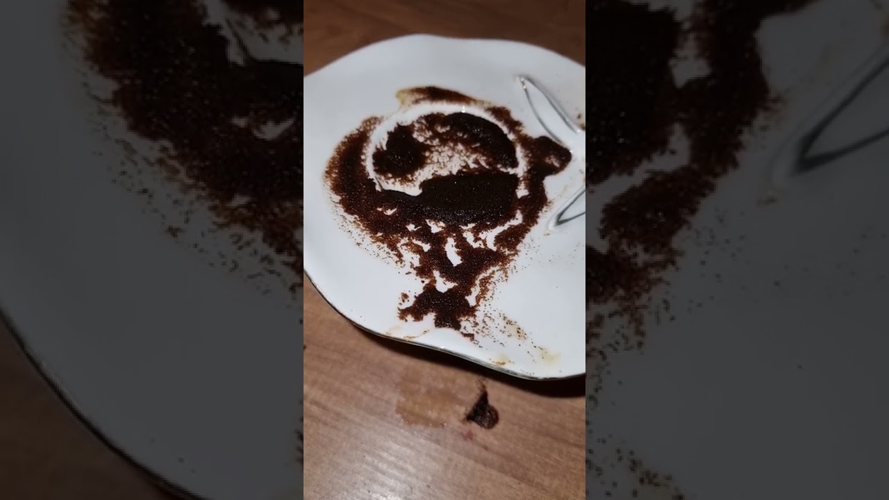 кофейная гуща свеча горит. кофейная гуща близнецы. гадание на кофе от марго про менеджер. гуща от кофе. дерево на кофейной гуще.