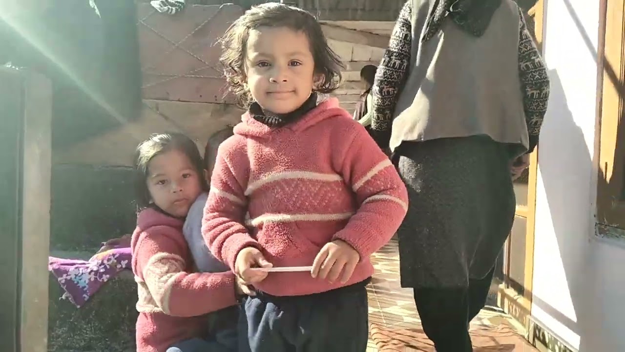 Hum Gaye bua ko chodne or m gyi apni masi k ghr