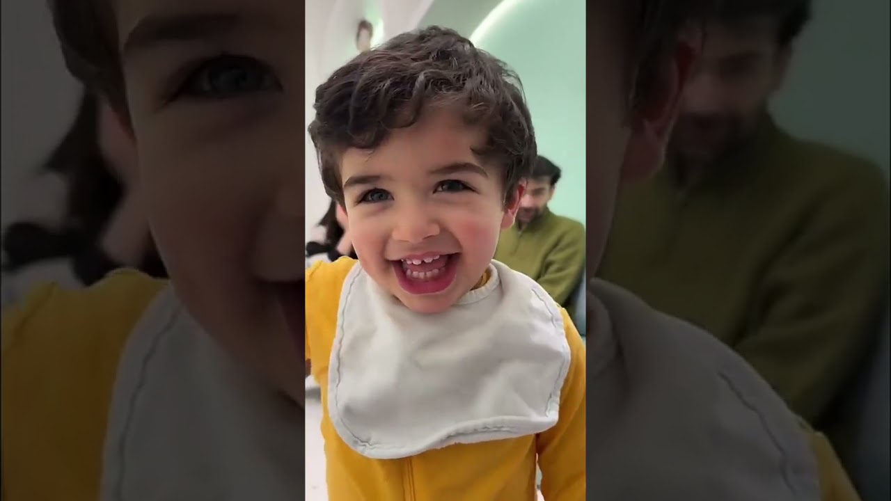 ادم صار يتكلم ويقول مواضيع مورررريب 😂