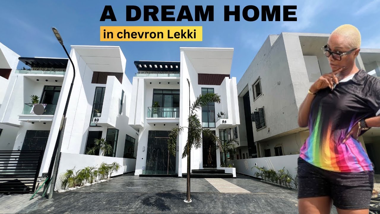 A perfect automated 5 bedroom detached duplex with a pool and fountain in chevron lekki Lagos