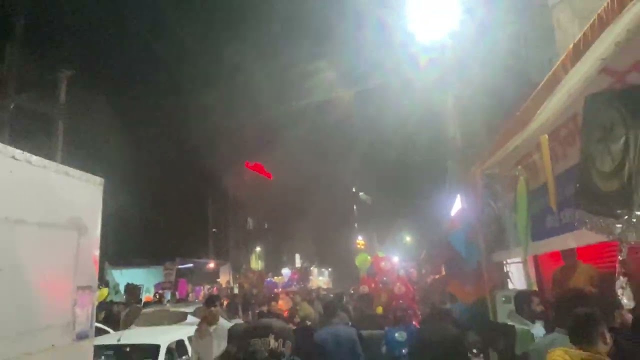 Basant time market rush @Graari 