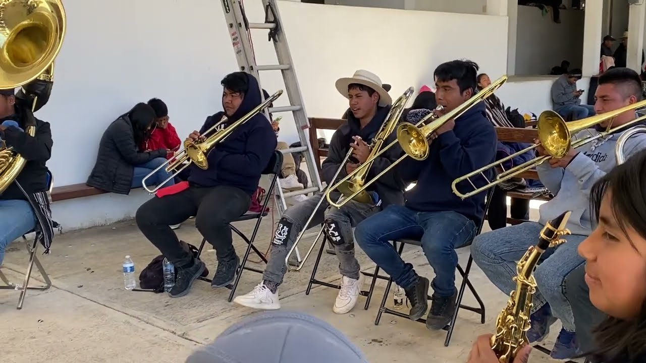 Corridos con la Banda de Santiago Laxopa en Santa Catarina Albarradas 2024