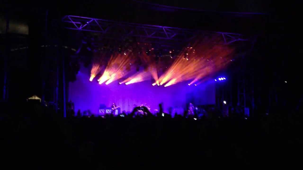 System of a Down - Hypnotize. (live Berlin 20th August 2013)