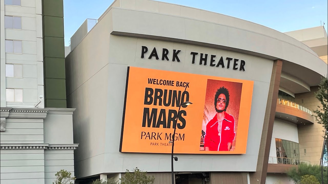 Bruno Mars Concert! Park MGM, Park Theater! 😍 Vlog #6 - YouTube