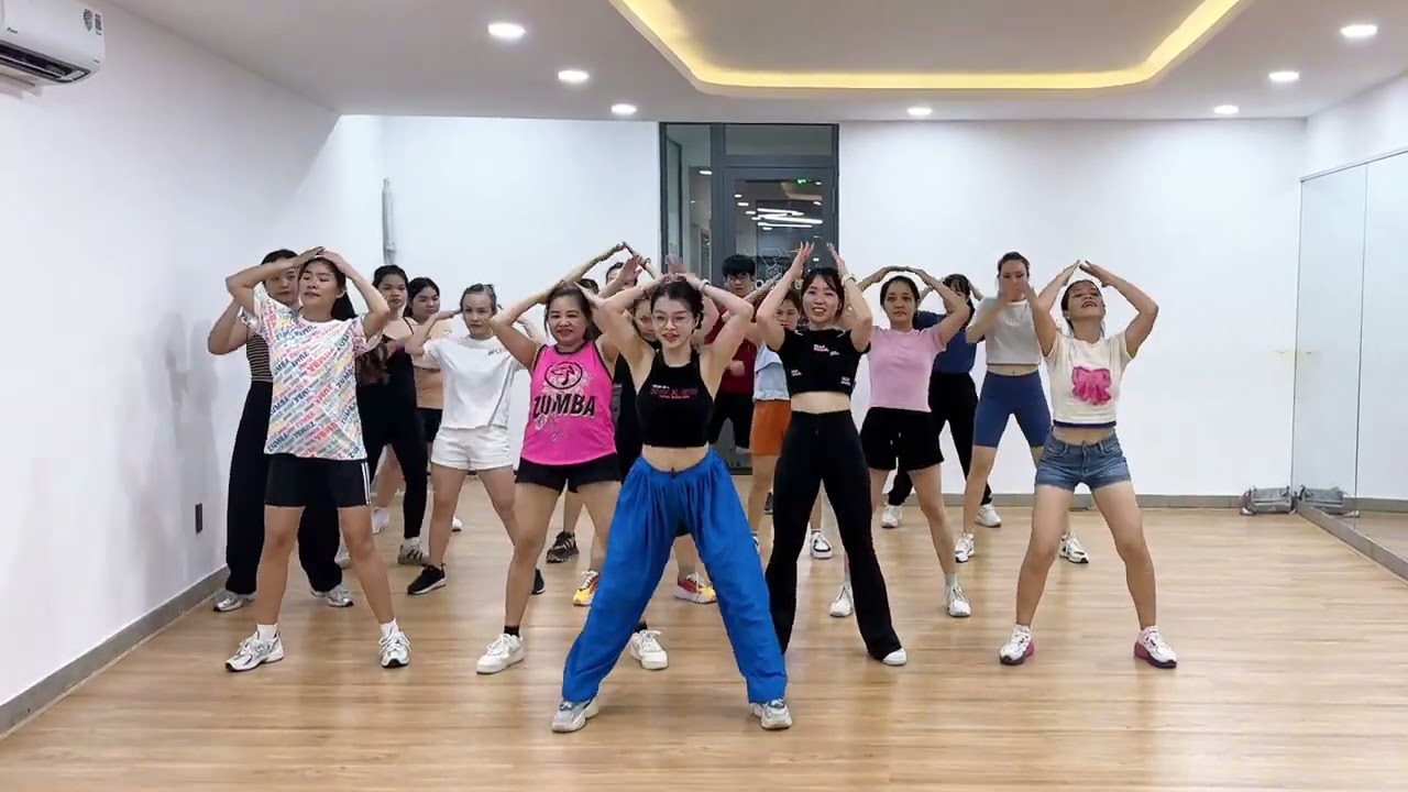 Dgidom - Loria | Brazilian Funk | Zumba Zin 118 | ZUMBA class | ZIN Adele