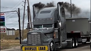 Freightliner classic xl ( Oversize load)