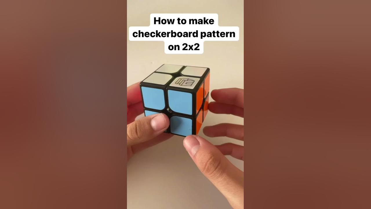 How to make checkerboard pattern on a 2x2 Rubik’s cube