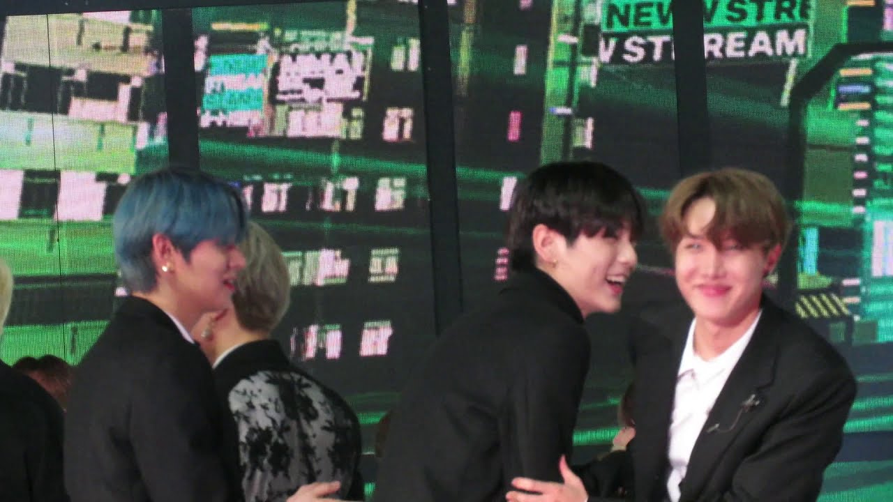 191130 MMA 멜론뮤직어워드 투모로우바이투게더(TXT) 엔딩 인사(ending ceremony) + 방탄소년단 선배님들과 인사