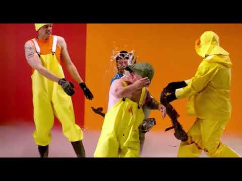 Jackass 3D|Intro Part
