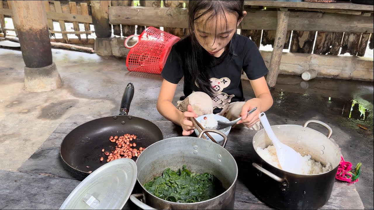 Harvest vegetables cook alone live on your own Poor girl