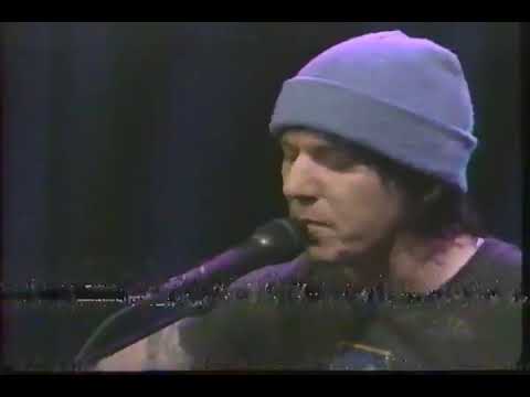 Elliott Smith - Miss Misery (Late Night with Conan OBrien) HQ AUDIO
