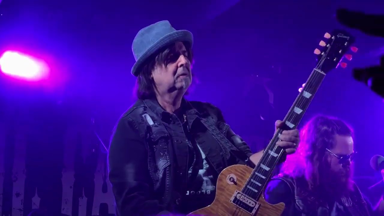 Phil Campbell