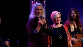 Guy Penrod \& The Martins - Because He Lives!