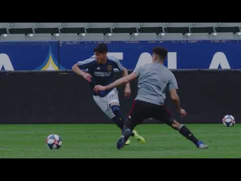 arabsauditoto x candu88 - HIGHLIGHTS: LA Galaxy face off against Atlanta United in Southern California rain storm