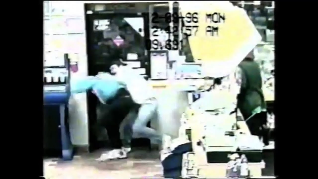 Good Samaritan Fights Against Robber - YouTube