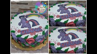 decorando pastel de little pony