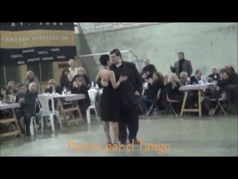 VALENTINA REY y DAVID LEDESMA Bailando el Tango RECIÉN en la MILONGA DEL MORAN